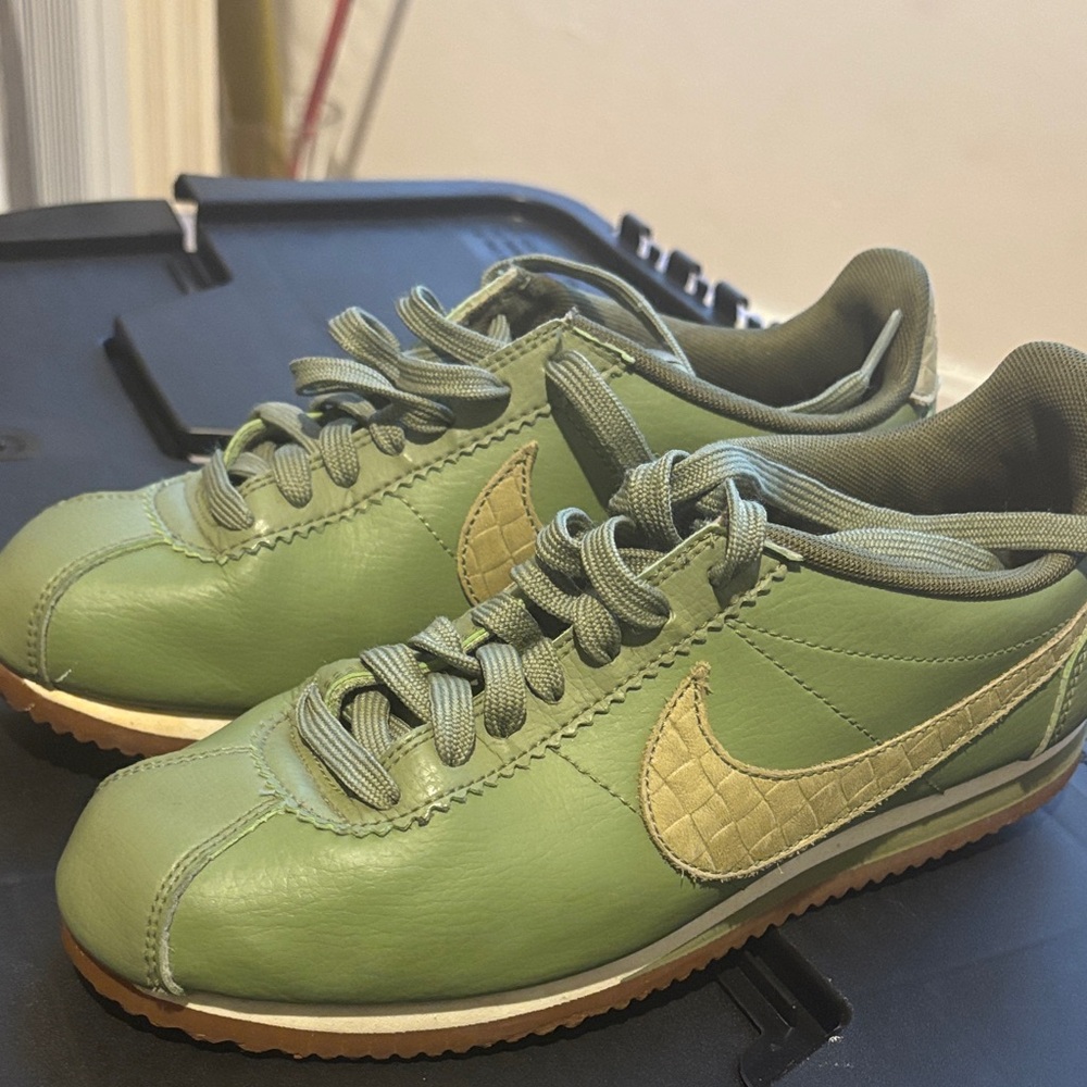 Nike Olive Sneakers with Beige Details